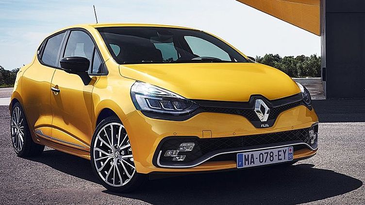 Хот-хэтч Renault Clio RS обновился