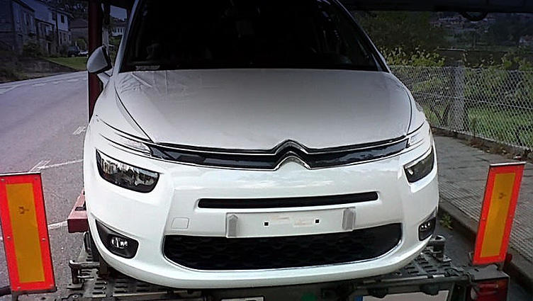 Появились снимки нового минивэна Citroen C4 Grand Picasso Появились снимки нового минивэна Citroen C4 Grand Picasso