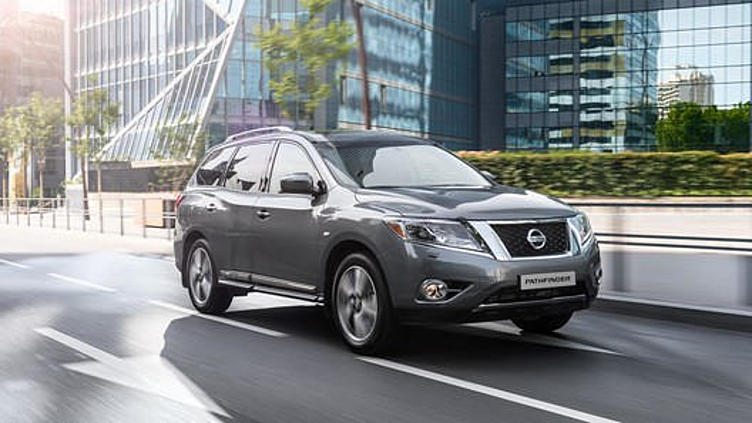 Nissan отказывается от гибридного Pathfinder