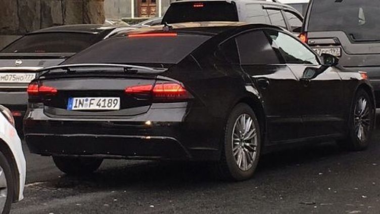 Новая Audi A7 замечена на тестах в Москве