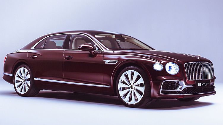 Bentley представила  Flying Spur с мотором V8