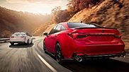 Toyota представила Camry и Avalon в версиях TRD