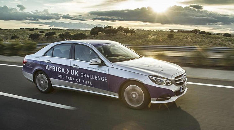 Гибридный Mercedes доехал из Африки до Великобритании на одном баке