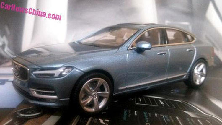 Флагманский седан Volvo засветился в виде масштабной модели Флагманский седан Volvo засветился в виде масштабной модели
