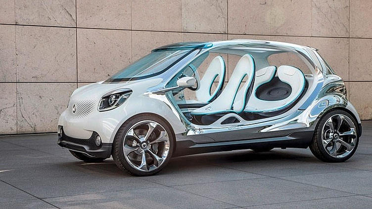 Mercedes представил 16-колесный Smart Mercedes представил 16-колесный Smart