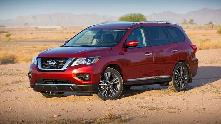 Nissan добавил мощности кроссоверу Pathfinder