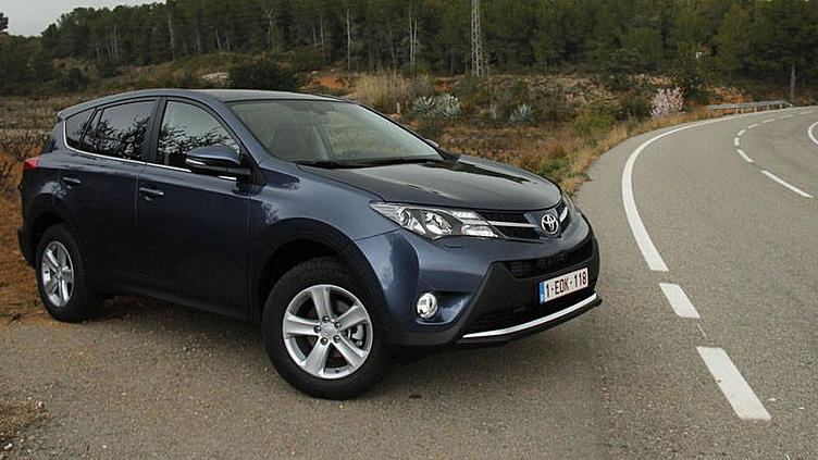 Toyota может начать сборку RAV4 в Петербурге