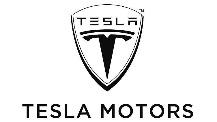 Владельцев Tesla заставят платить за использование навигатора