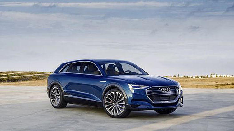 Audi назвала дату появления серийного электровседорожника Audi назвала дату появления серийного электровседорожника