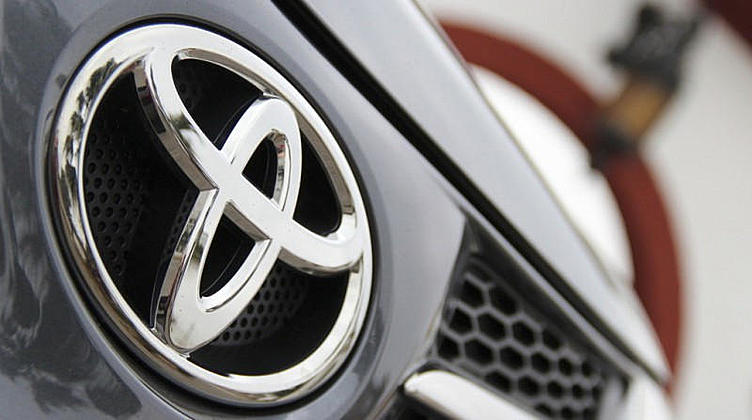 Подушки безопасности снова подвели Toyota - отзыв затронет 650 тысяч машин Подушки безопасности снова подвели Toyota - отзыв затронет 650 тысяч машин