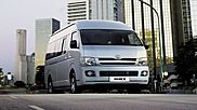 Toyota отзывает в России минивен Hiace на ремонт двигателя