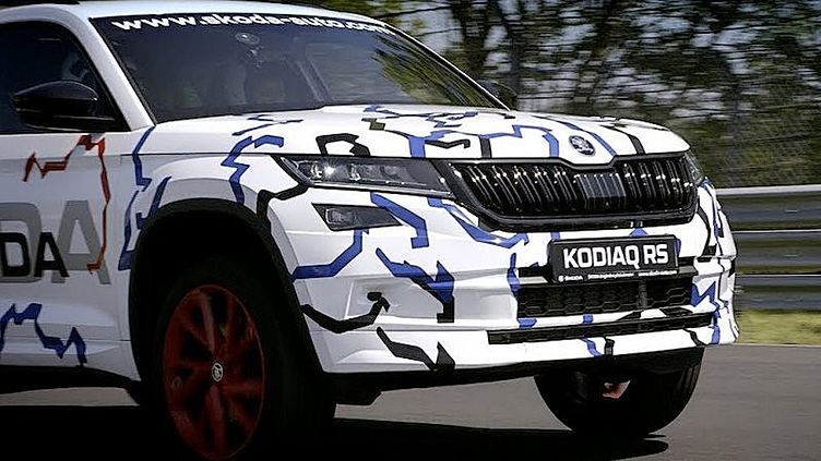 Сабина Шмитц работает над «горячим» Skoda Kodiaq RS Сабина Шмитц работает над «горячим» Skoda Kodiaq RS