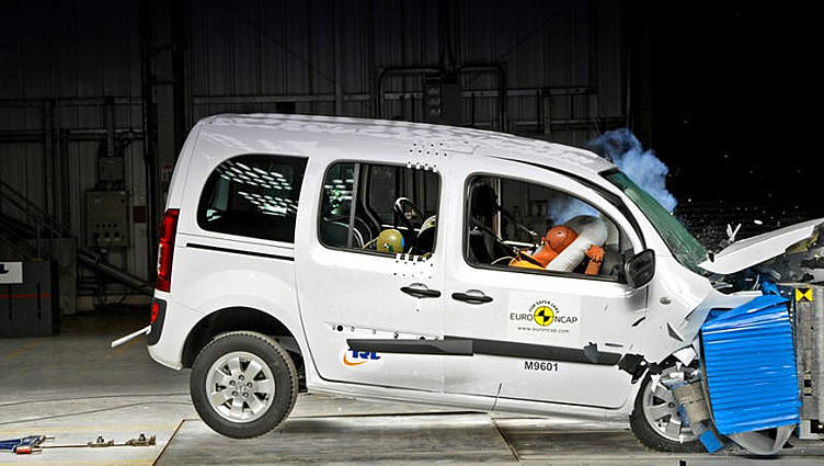 Грузопассажирский Mercedes Citan бледно выступил в Euro NCAP