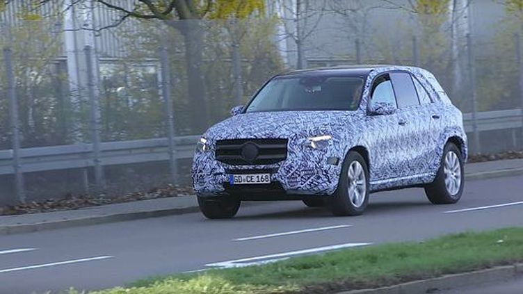 Mercedes-Benz готовит к выходу новый кроссовер Mercedes-Benz готовит к выходу новый кроссовер