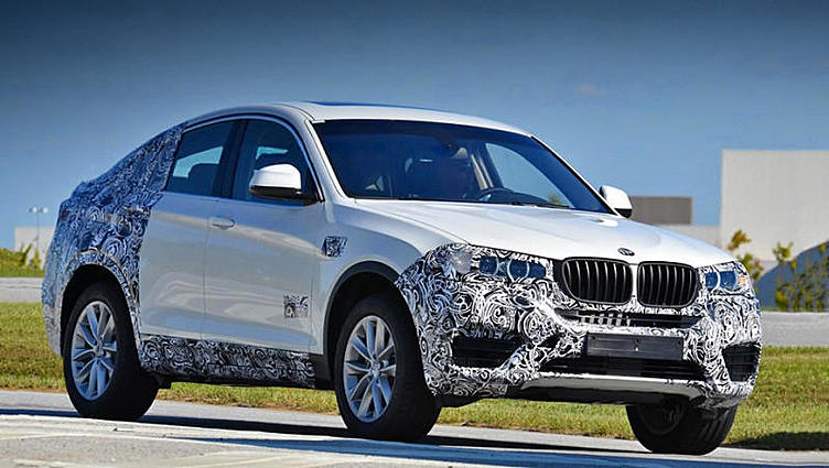 Шпионерам удалось заглянуть внутрь кроссовера BMW X4 Шпионерам удалось заглянуть внутрь кроссовера BMW X4