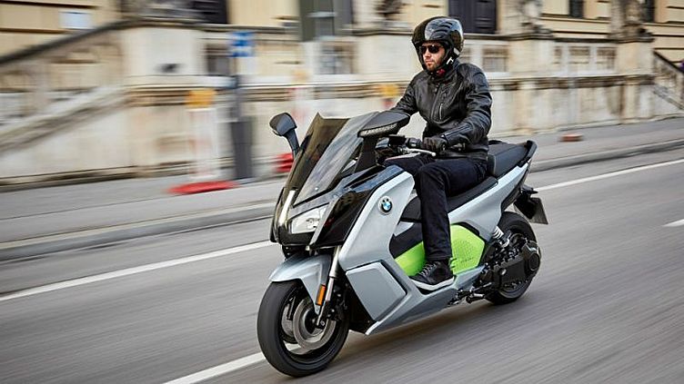 BMW привезет в Россию электрический скутер BMW привезет в Россию электрический скутер