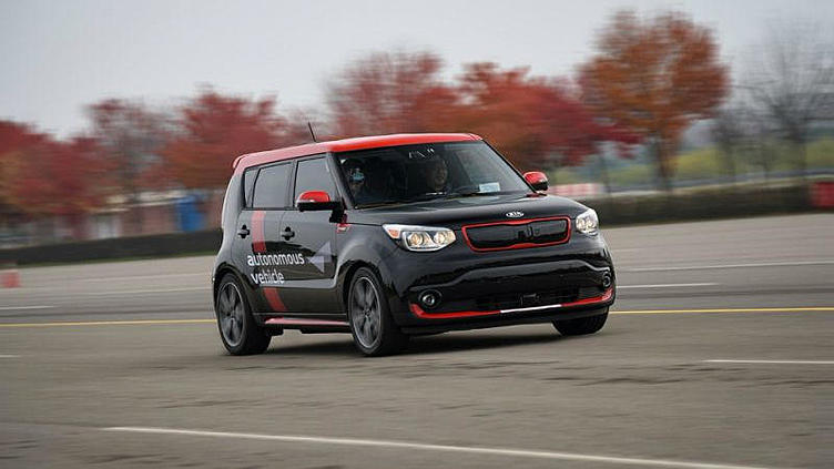 Беспилотникам Kia разрешили ездить по общим дорогам Беспилотникам Kia разрешили ездить по общим дорогам