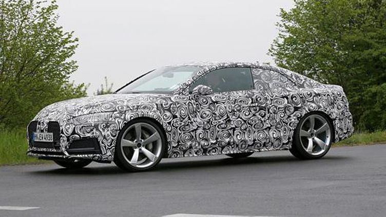 Audi испытывает самую мощную версию купе A5 Audi испытывает самую мощную версию купе A5