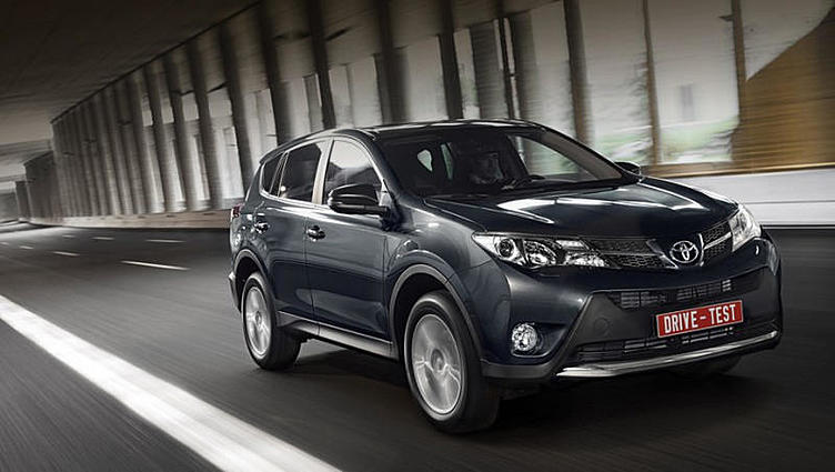 Констатируем смену пола у кроссовера Toyota RAV4 Констатируем смену пола у кроссовера Toyota RAV4