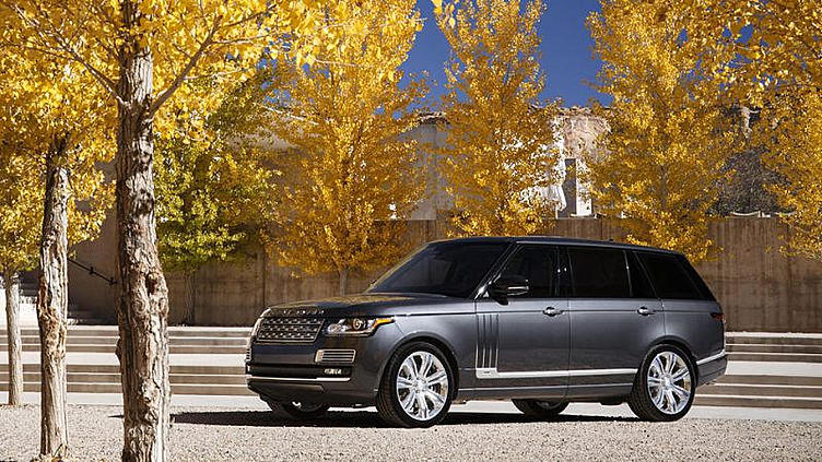 Land Rover предложил отправиться в кругосветку на «Рейндж Роверах» Land Rover предложил отправиться в кругосветку на «Рейндж Роверах»