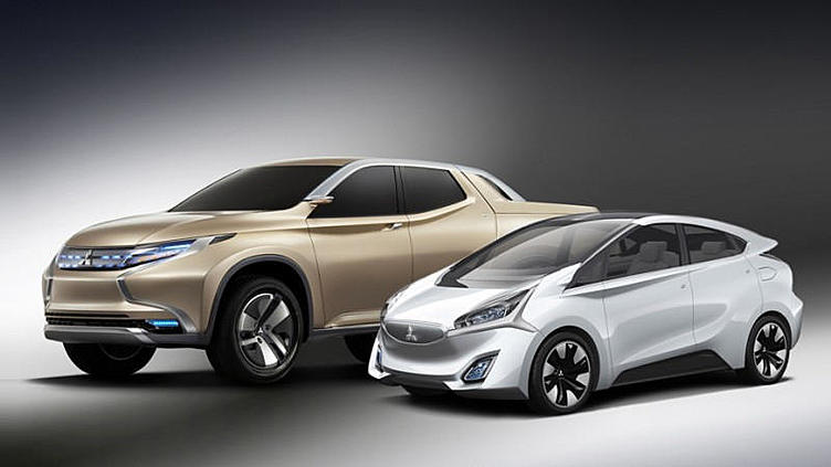 Шоу-кары Mitsubishi GR-HEV и CA-MiEV показали свои лица Шоу-кары Mitsubishi GR-HEV и CA-MiEV показали свои лица