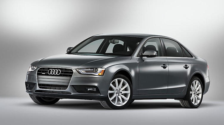 Audi отзывает 850 тысяч автомобилей модели A4 из-за подушек безопасности Audi отзывает 850 тысяч автомобилей модели A4 из-за подушек безопасности