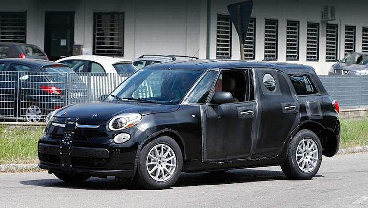 Прототип кроссовера Alfa Romeo замаскировался под Fiat