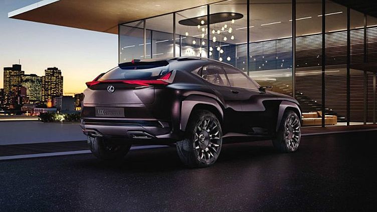 Lexus привезет в Париж предвестника маленького кроссовера Lexus привезет в Париж предвестника маленького кроссовера