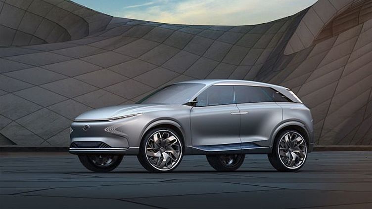 В Hyundai намекнули концептом на новый водородный кроссовер В Hyundai намекнули концептом на новый водородный кроссовер