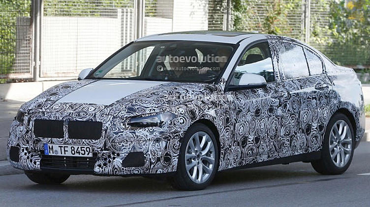 BMW продолжает тесты небольшого переднеприводного седана BMW продолжает тесты небольшого переднеприводного седана