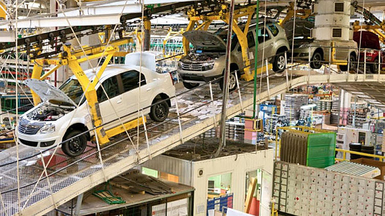 Российский завод Renault выпустил 500-тысячный седан Logan Российский завод Renault выпустил 500-тысячный седан Logan