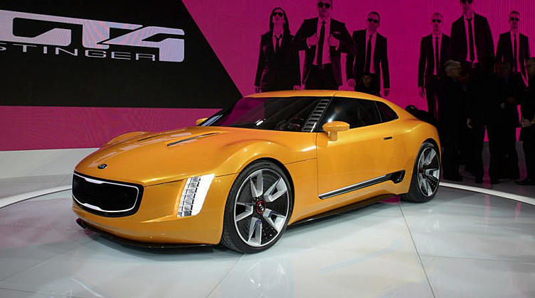 Kia привезет в Россию электрический Soul и спорткупе Stinger Kia привезет в Россию электрический Soul и спорткупе Stinger