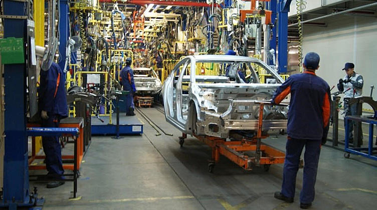 Петербургский завод GM проведет третью волну сокращений Петербургский завод GM проведет третью волну сокращений