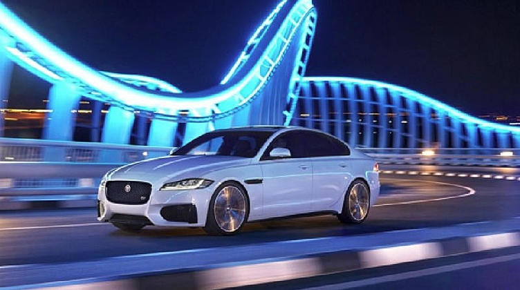 Новый Jaguar XF появится в России осенью