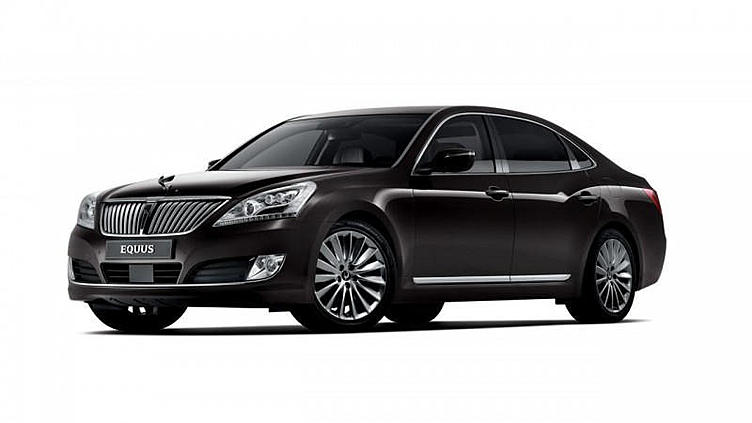 Hyundai показал обновленный седан Equus