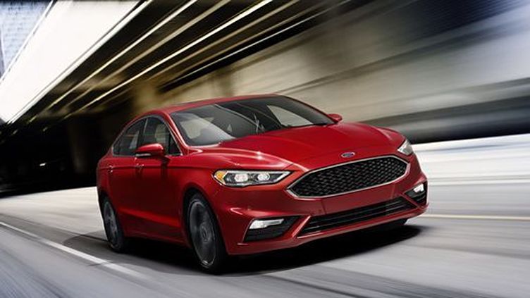 Ford Mondeo научат распознавать выбоины на дорогах