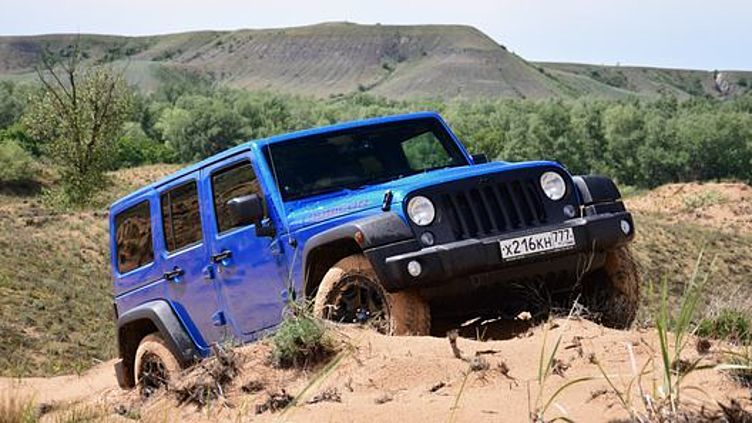 В России отзывают на ремонт почти 3,5 тысячи автомобилей Jeep и Chrysler