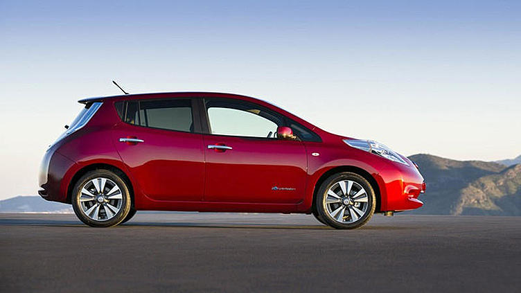 Nissan Leaf стал электрическим бестселлером в Европе Nissan Leaf стал электрическим бестселлером в Европе