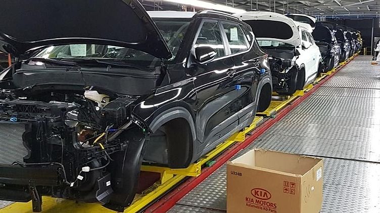Появились первые фотографии Kia Seltos российской сборки Появились первые фотографии Kia Seltos российской сборки