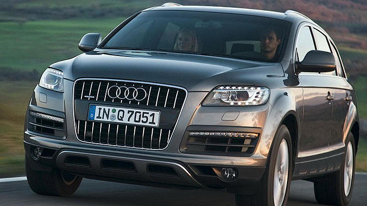 Продажи автомобилей премиум-класса выросли на 18% Продажи автомобилей премиум-класса выросли на 18%