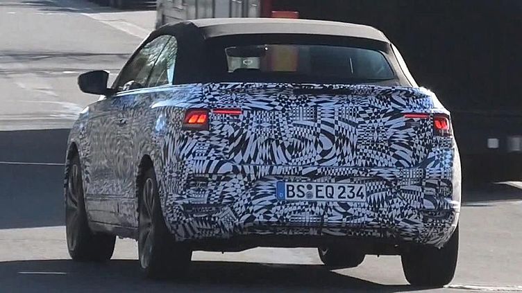 Volkswagen вывел на тесты кросс-кабриолет Volkswagen вывел на тесты кросс-кабриолет