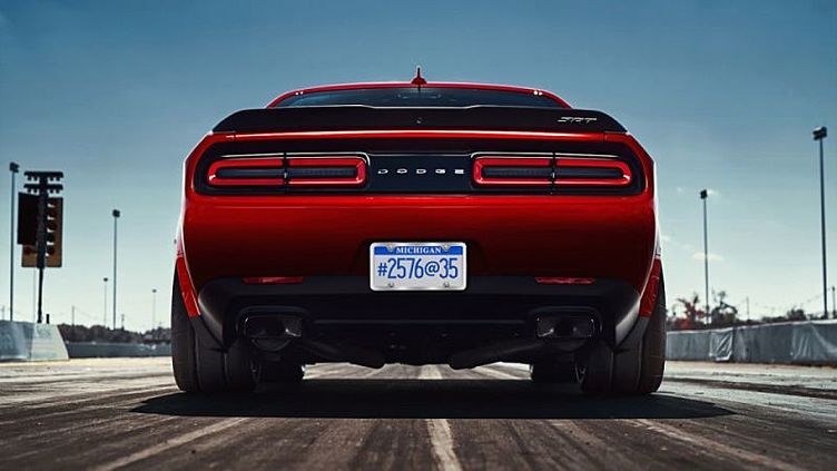 Dodge Challenger Demon наберет «сотню» за три секунды