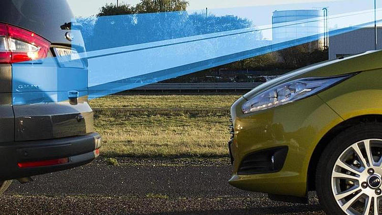 Российские Ford Focus смогут тормозить без команды водителя Российские Ford Focus смогут тормозить без команды водителя