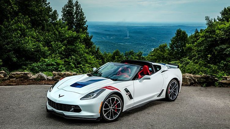Новый Chevrolet Corvette получил кодовое имя «Император» Новый Chevrolet Corvette получил кодовое имя «Император»