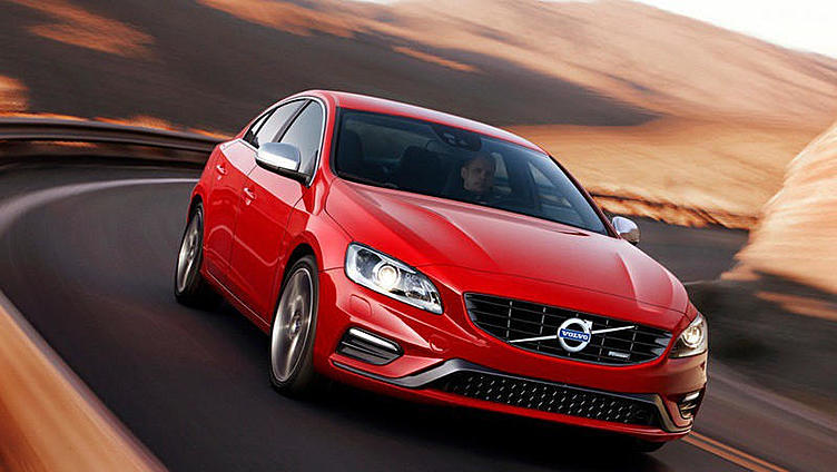 Полноприводный Volvo S60 стал доступнее Полноприводный Volvo S60 стал доступнее