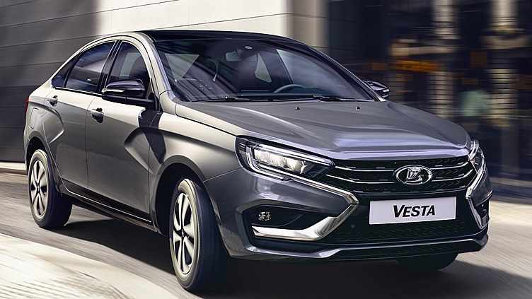 Новая Lada Vesta: дата старта продаж и цены