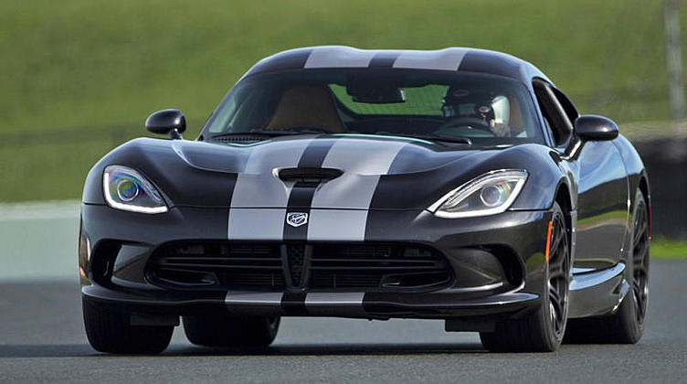 Dodge предложил скидку в 15 тысяч долларов на Viper Dodge предложил скидку в 15 тысяч долларов на Viper