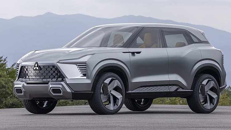 Mitsubishi представила новый компактный кроссовер XFC Concept