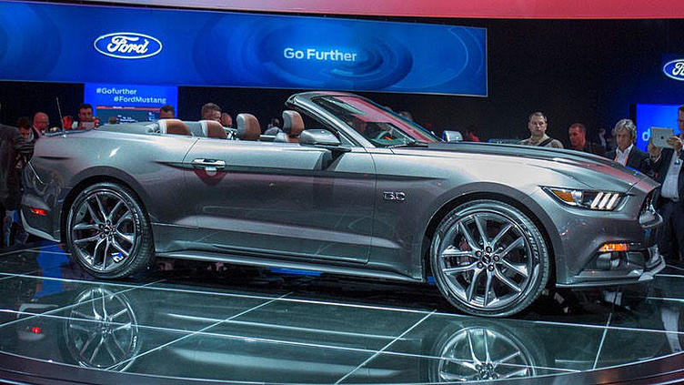 Кабриолет Ford Mustang начнут продавать в 2014 году Кабриолет Ford Mustang начнут продавать в 2014 году