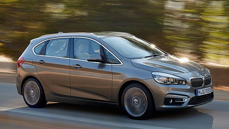 BMW назвала рублевые цены на переднеприводный компактвэн BMW назвала рублевые цены на переднеприводный компактвэн